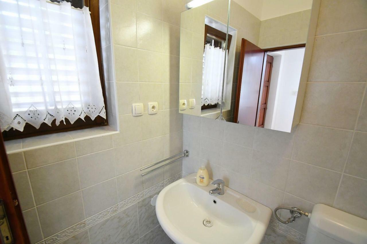 Studio Apartman Kris Marinici  Exteriör bild